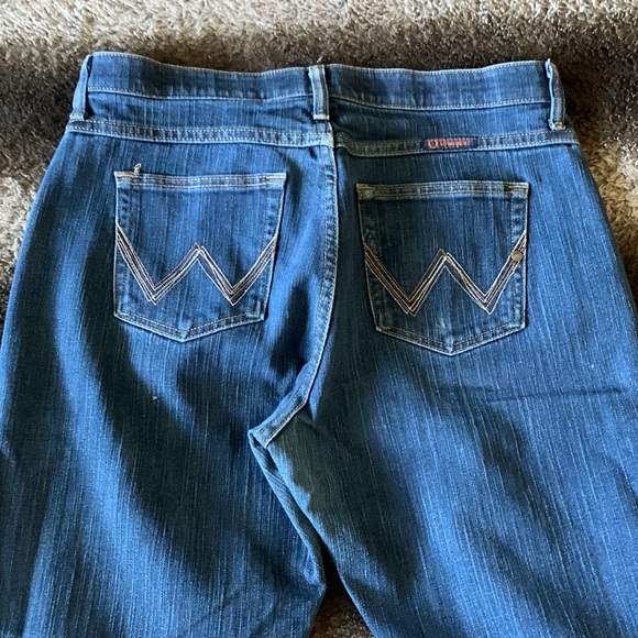 Wrangler boot cut jeans size 13/14 - Picture 5 of 6